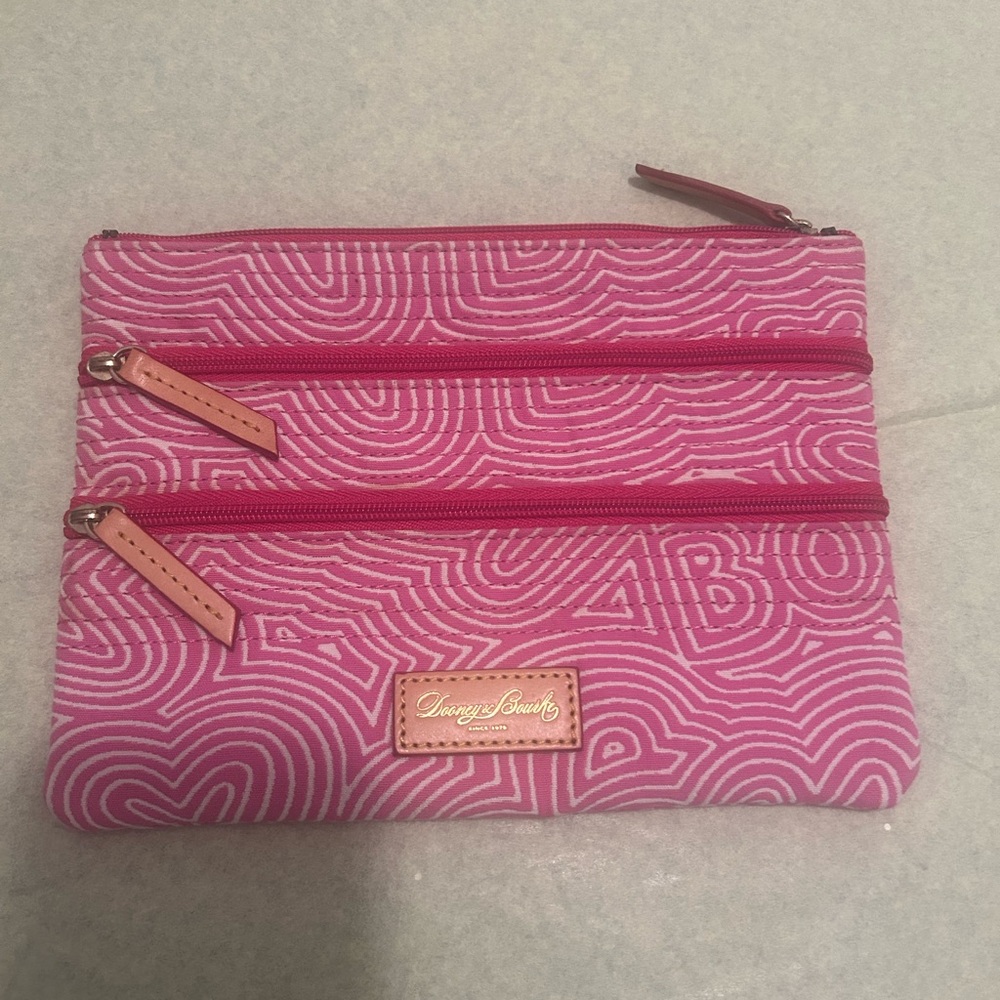 Dooney & Bourke Cotton 3 zip Slim pouch